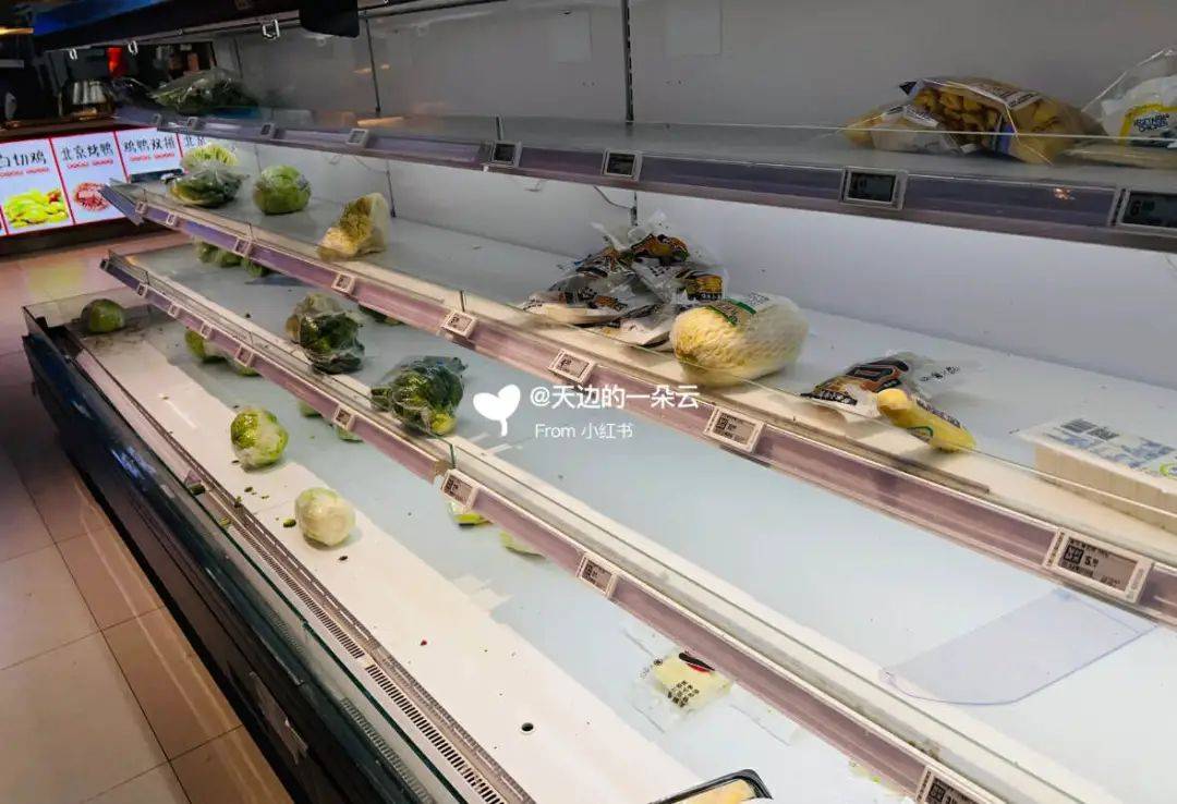 “99块才免配送费、货架空了”盒马在和中产白领闹离婚吗？(图1)