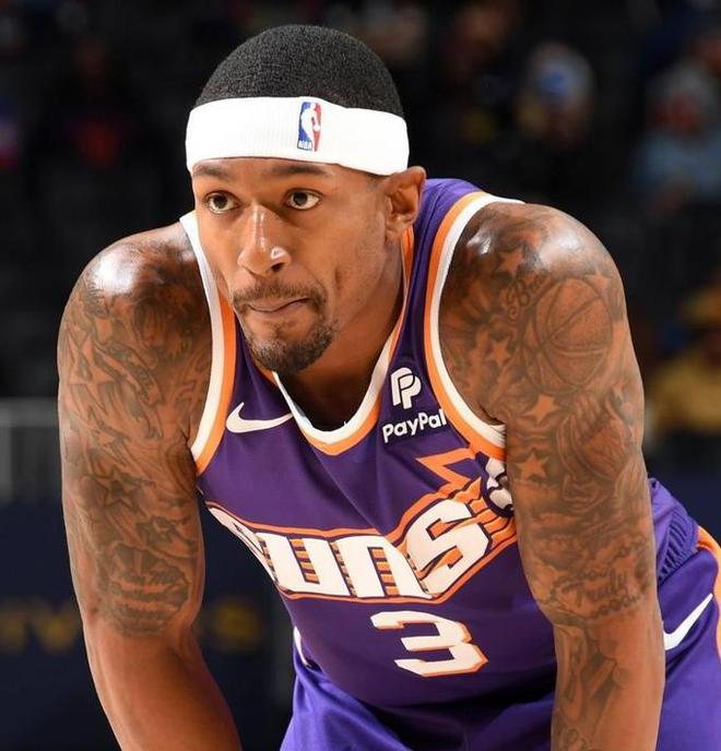 快船、太阳极限2换1小卡携手比尔强强联合哈登再次被摆上货架(图3)