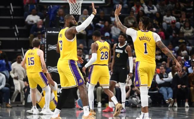 拒绝1800万再见湖人！不愿被摆上货架但你的救赎之路才刚开始(图6)