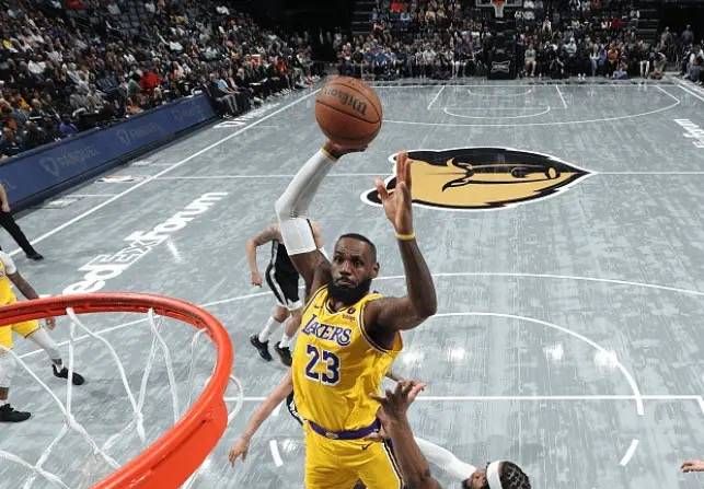 拒绝1800万再见湖人！不愿被摆上货架但你的救赎之路才刚开始(图3)