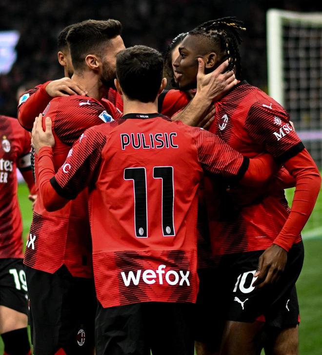 换帅重建！AC米兰核心被“摆上货架”！新主帅携5000万中锋来投(图2)