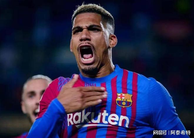 离队标价9000万欧！巴萨太子心寒拒绝三倍涨薪却被摆上货架(图3)