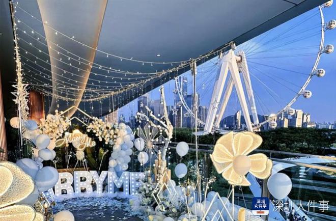 开云电竞app:从香奈儿到螺蛳粉深圳人的“万丈红尘”(图8)