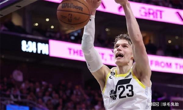 开云电竞人生无常！25岁当老大+进全明星人生达到巅峰26岁被摆上货架(图6)