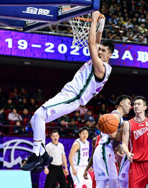 小鲨鱼陶汉林被摆上货架？下赛季下家或敲定山东男篮进开云电竞入重建(图4)