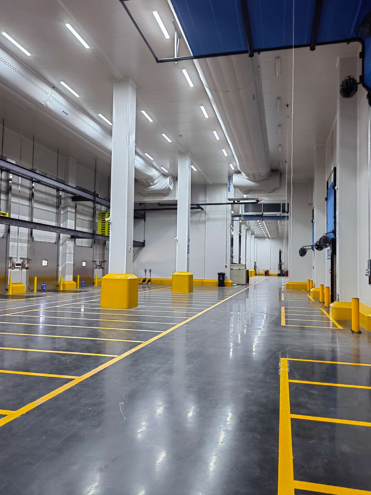 开云电竞app:宁夏首座“一区多温”高标准冷链物流仓储运营(图2)