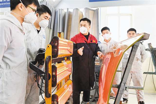 开云电竞app:推进教育科技人才“三位一体”良性循环为新质生产力发展提供持续动力(图1)