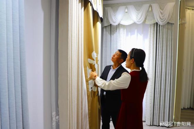 仓库转型成车间摇身一变天地宽！贵阳西南国际商贸城仓储物流园成为贵州窗帘加工厂商集聚高地(图1)