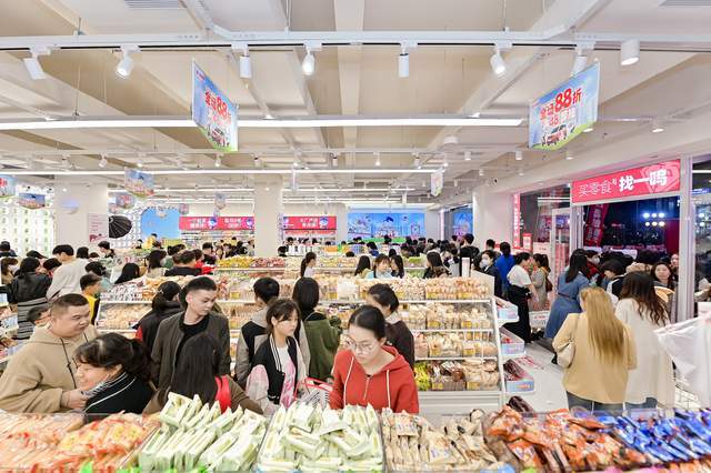 从被质疑、被理解到想成为怎么看零食界“万店”新贵？(图6)