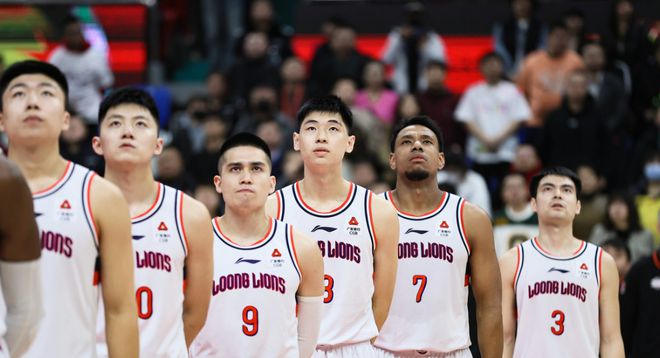 CBA最惨球队！短短半年8大主力已离开4人还有2位被摆上货架(图3)