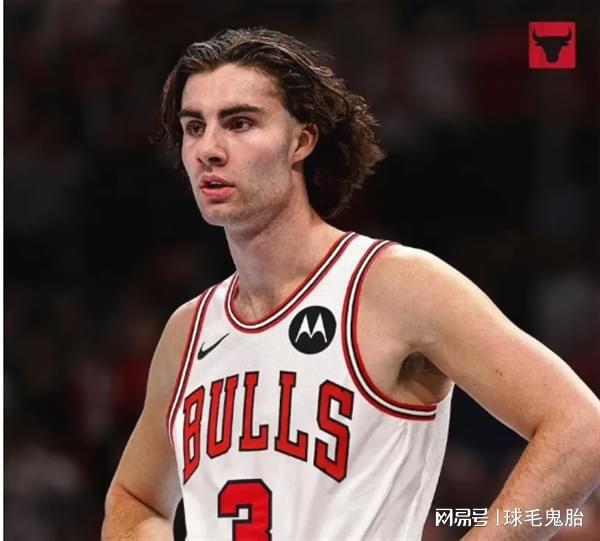 开云电竞:这个队疯了吧！三个全明星啊全被摆上货架就为扶正这个7号秀(图5)