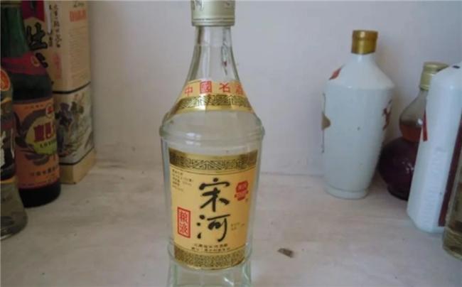 超市货架上“无人理睬”的4款白酒100%纯粮酿只有内行慧眼识珠(图11)