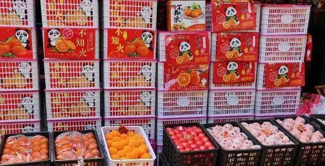 开云电竞入口:秋季水果大量上市葡萄、梨走俏石榴每公斤便宜了5-10元(图4)