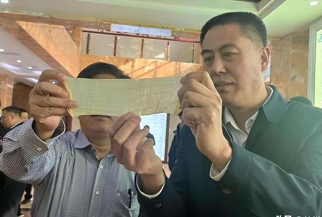 山东小伙捡垃圾时发现酒瓶里的商机后来一年挣16亿怎么挣的？(图8)
