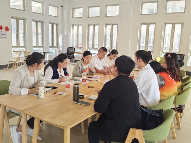 信阳市使命社会工作服务中心：标准起草工作组成立暨第一次标准编制培训会(图1)