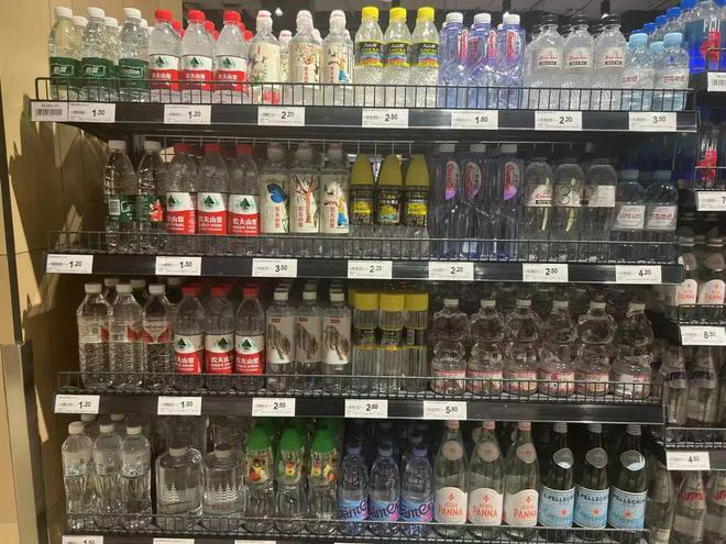 开云电竞入口:永辉调改价格去虚高货架比拼产品力(图3)