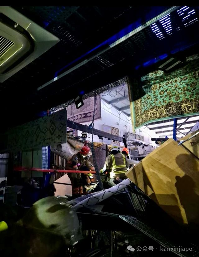 开云电竞新加坡一仓库发生坍塌四人被困！印度又双叒叕发生践踏多人死亡(图2)
