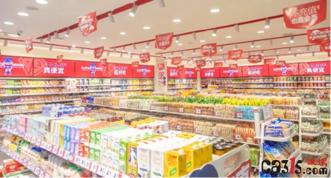 开云电竞入口:赵一鸣零食“野蛮生长”：扩张迅猛加盟商艰难求生(图1)