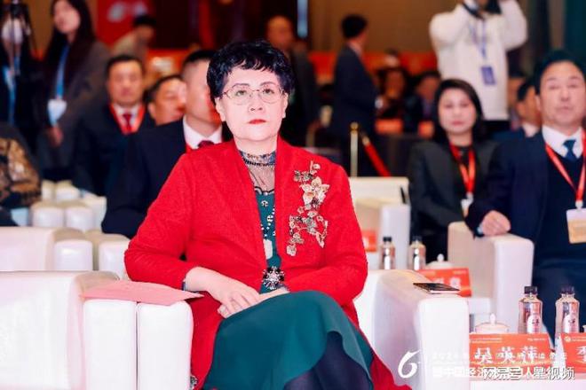 北京元利源总经理张红卫受邀出席2024中国经济影响力人物年会(图6)