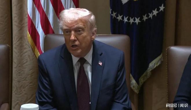 开云电竞:中国怒了！对美国征税54%特朗普万万没想到最大输家已经明确(图2)