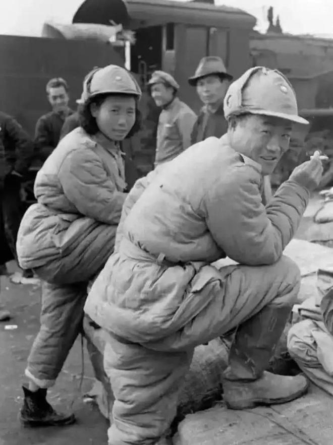 盘点14种中国罕见老牌香烟抽过三种以上的烟龄至少得40年了！(图13)