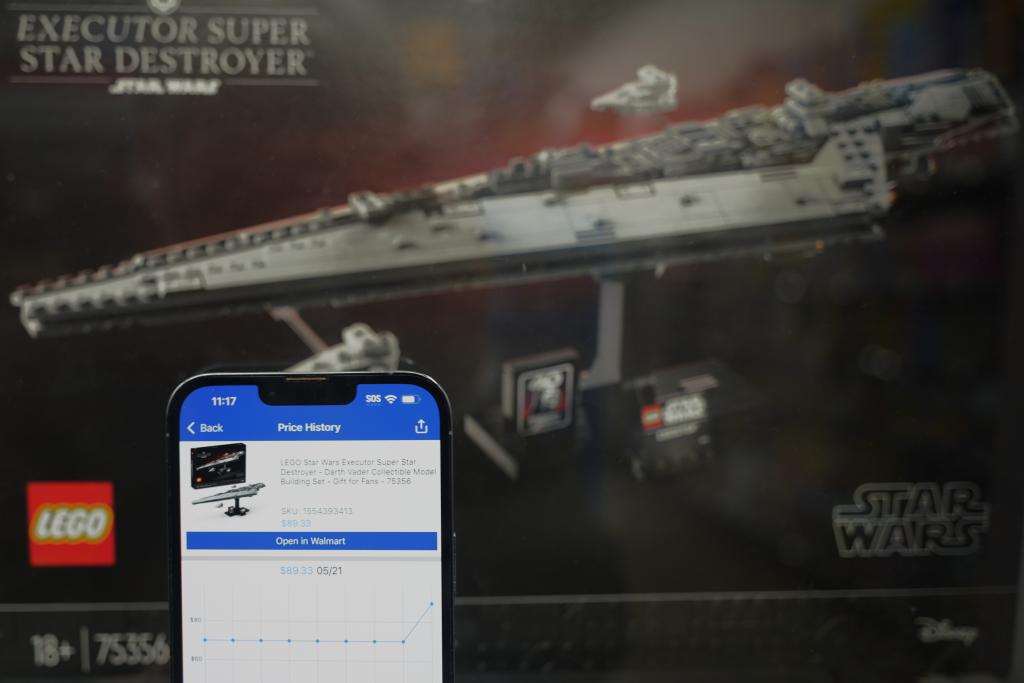 开云电竞app:美国商场货架一线观察：关税冲击下的民众“物价焦虑”(图3)