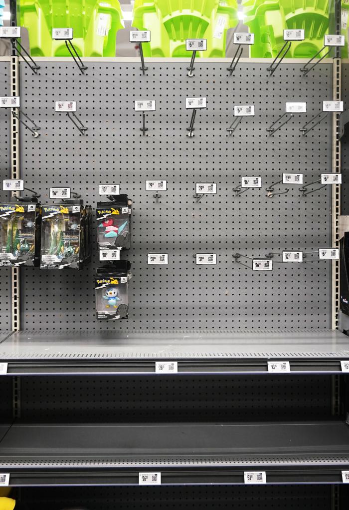 开云电竞app:美国商场货架一线观察：关税冲击下的民众“物价焦虑”(图6)