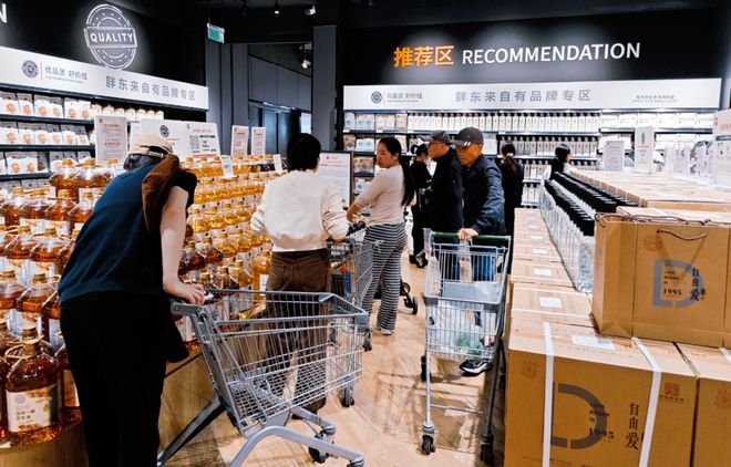 kaiyun开云电竞:昨天！温州这里也被挤爆了(图3)