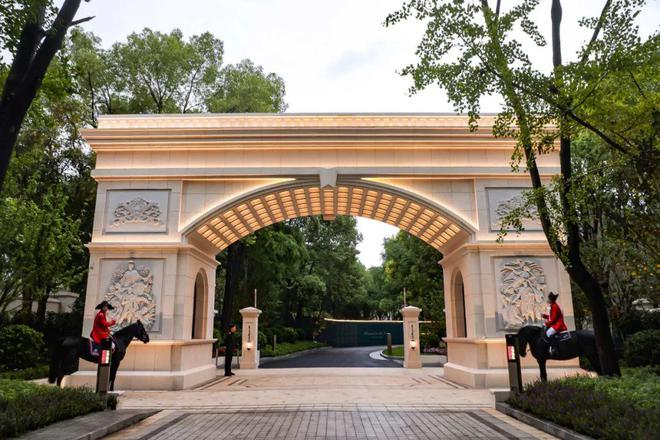 开云电竞:绿宝园·翡梵售楼处_绿宝园·翡梵售楼处发布：新篇章(图12)