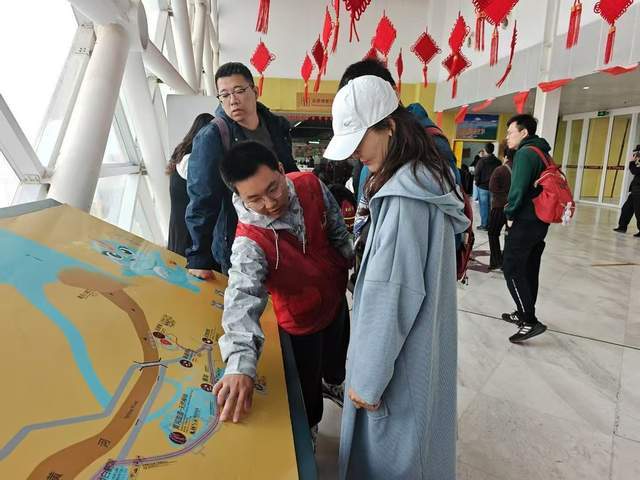 开云电竞东营油城义工：黄河奔腾处志愿暖人心(图1)