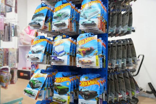 kaiyun开云电竞:低至5折起！青浦这座800平方米仓储式玩具城开业→(图4)