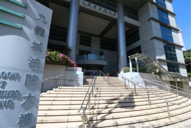 香港6旬无业汉为报复将加尿汽水混入超市货架(图3)