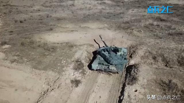 开云电竞网站:佛罗里达不养闲人俄罗斯货架不放样品坦克参展4天直接送前线(图4)