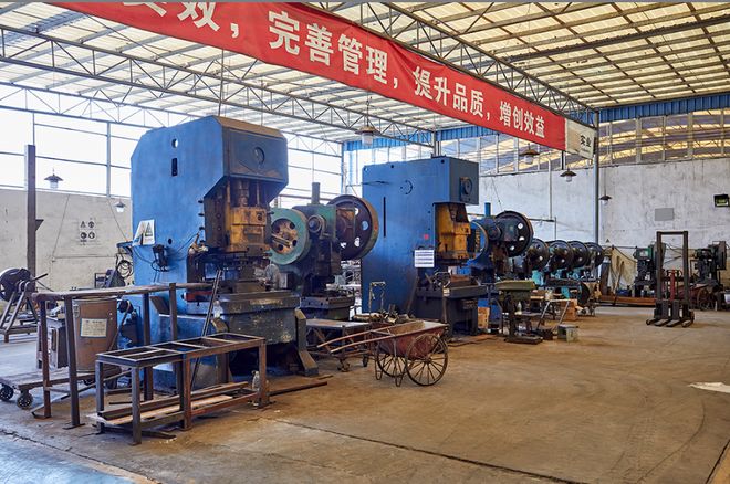 亚大集团：深开云电竞耕仓储设备领域助力企业高效发展(图3)