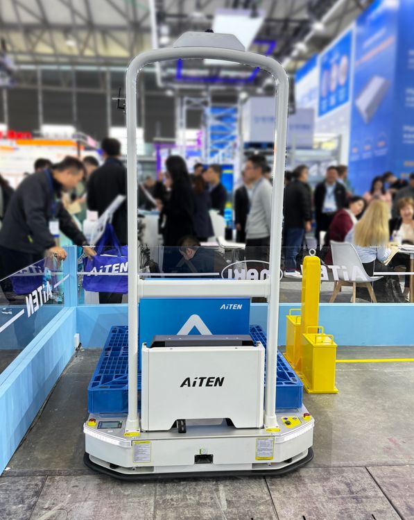 开云电竞网站:AiTEN与MAKI联合发布“智能搬运+电动移动货架存储”一体化方案携手打造仓储空间利用率新标杆(图2)