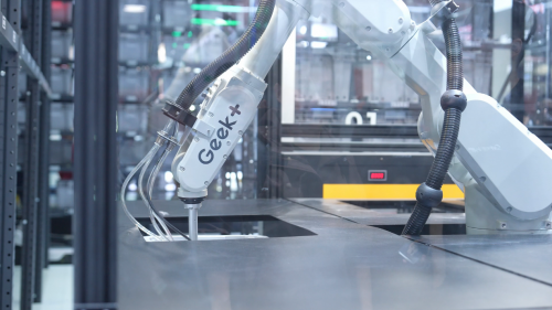 开云电竞:CeMAT重磅！极智嘉发布具身智能新作引领全流程无人仓新纪元(图4)