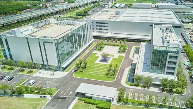 kaiyun开云电竞:工业旅游+首发经济东方美谷自然堂未来美妆城揭幕工厂店还有特殊折扣(图5)