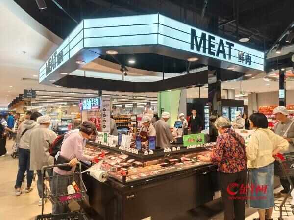 开云电竞app:主打“精致生活”！广州塔下永旺SM+超市开业首日人从众｜VLOG(图5)