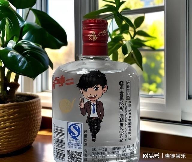 开云电竞入口:一年蒸发10亿从刷屏到货架积灰江小白的文案神话为何碎了？(图9)