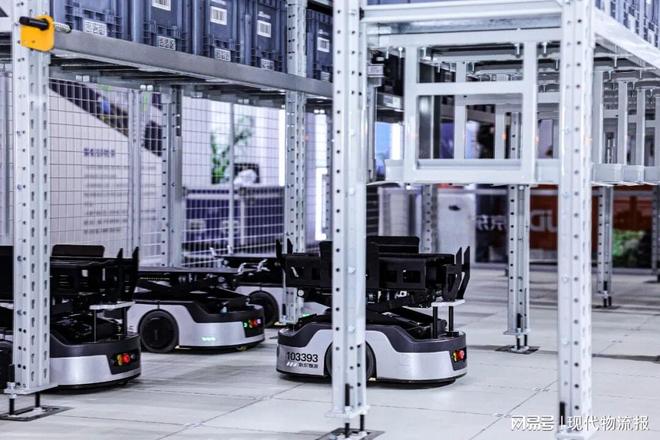 开云电竞入口:科技赋能现代物流从智能仓储到鲜活送达的双11大考(图1)