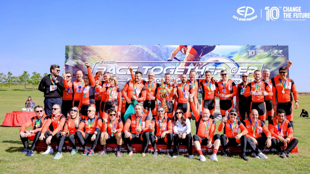 开云电竞入口:全球瞩目数智未来！中力股份第十届全球双11盛大举行(图17)