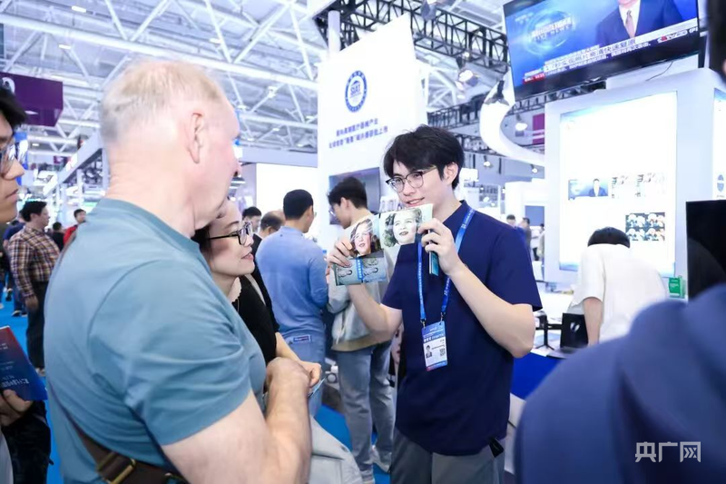 开云电竞入口:高交会“老友记”：这家研究院连续20年“打卡”把成果摆上货架！(图3)