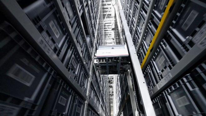 开云电竞入口:三工·新360行之智慧仓运维员｜智能物流仓储“大管家”(图3)