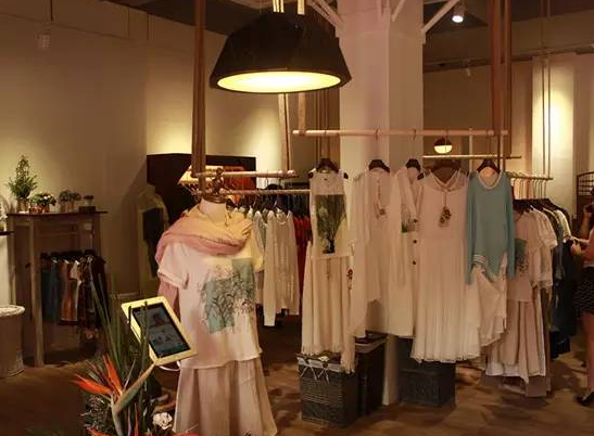 淘品牌开开云电竞到线下店到底怎么样(图3)