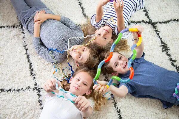 开云电竞网站:星星人、扭扭绳用“快”生意做“慢”品牌(图3)