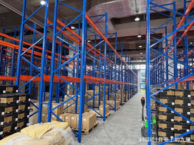 2025年AGV货架批发厂家选择标准解析(图1)