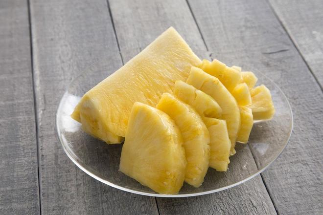 开云电竞春天水果别乱吃少吃苹果和梨多吃4种碱性果润燥生津正当季(图6)