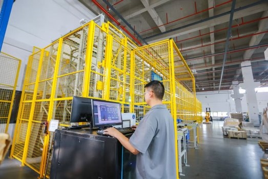 开云电竞app:数智立仓降本有道｜胜轶德智能打造智能仓储降本增效新标杆(图1)